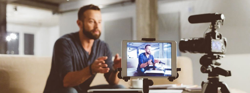 Influencer Marketing: What is it and how does it work