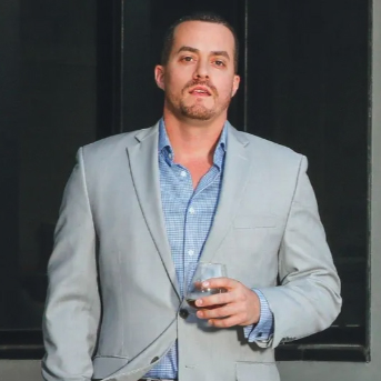 Modern Luxury Spotlight: Eduardo Moya, Co-Founder of Heyday Marketing