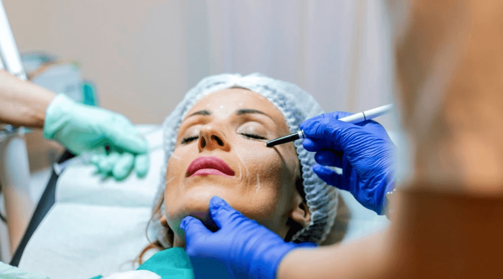 Heyday Marketing|Influencer Marketing For Plastic Surgeons